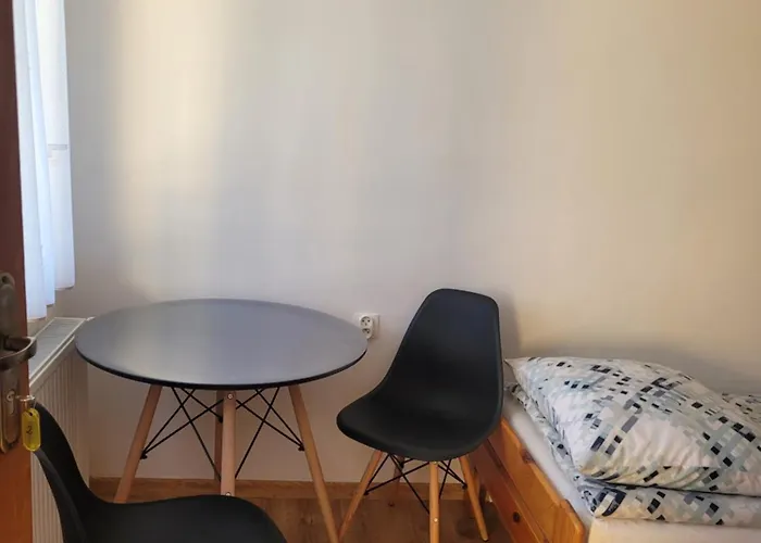 Prywatne Regina Pociask Daire *